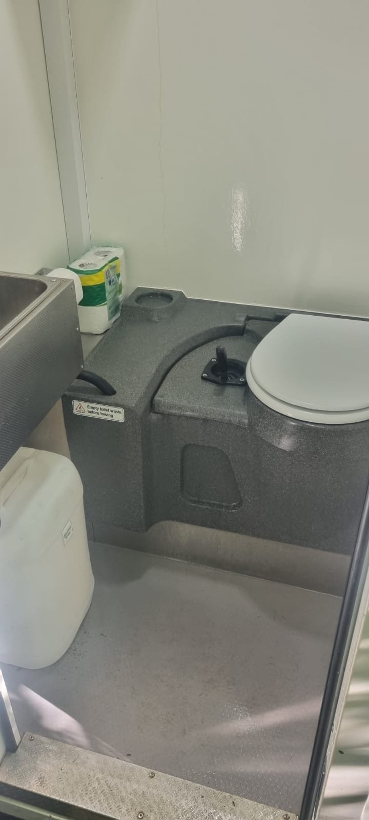 365 Toilet Hire ltd - Photo 5