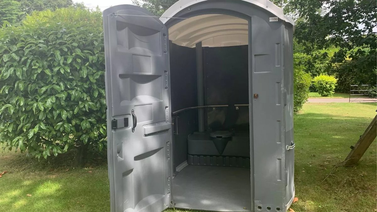 A1 Loo Hire - Coventry - Photo 3