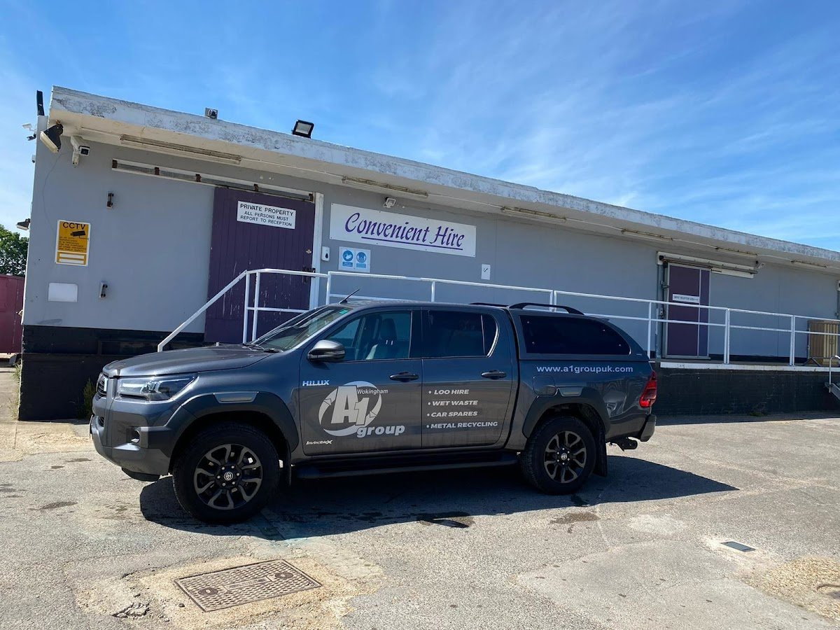 A1 Loo Hire Ltd - Portsmouth - Photo 3