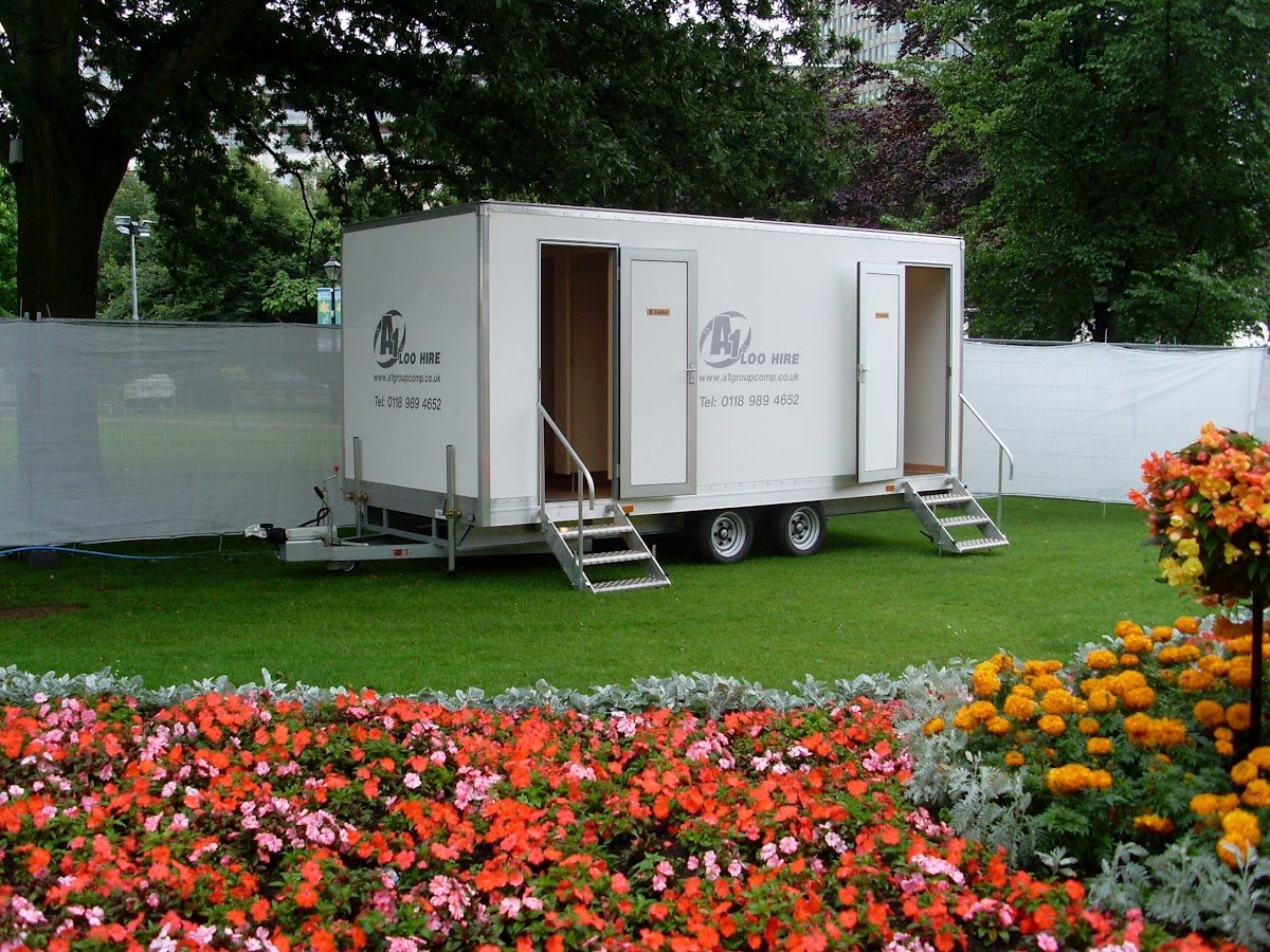 A1 Loo Hire - Photo 5