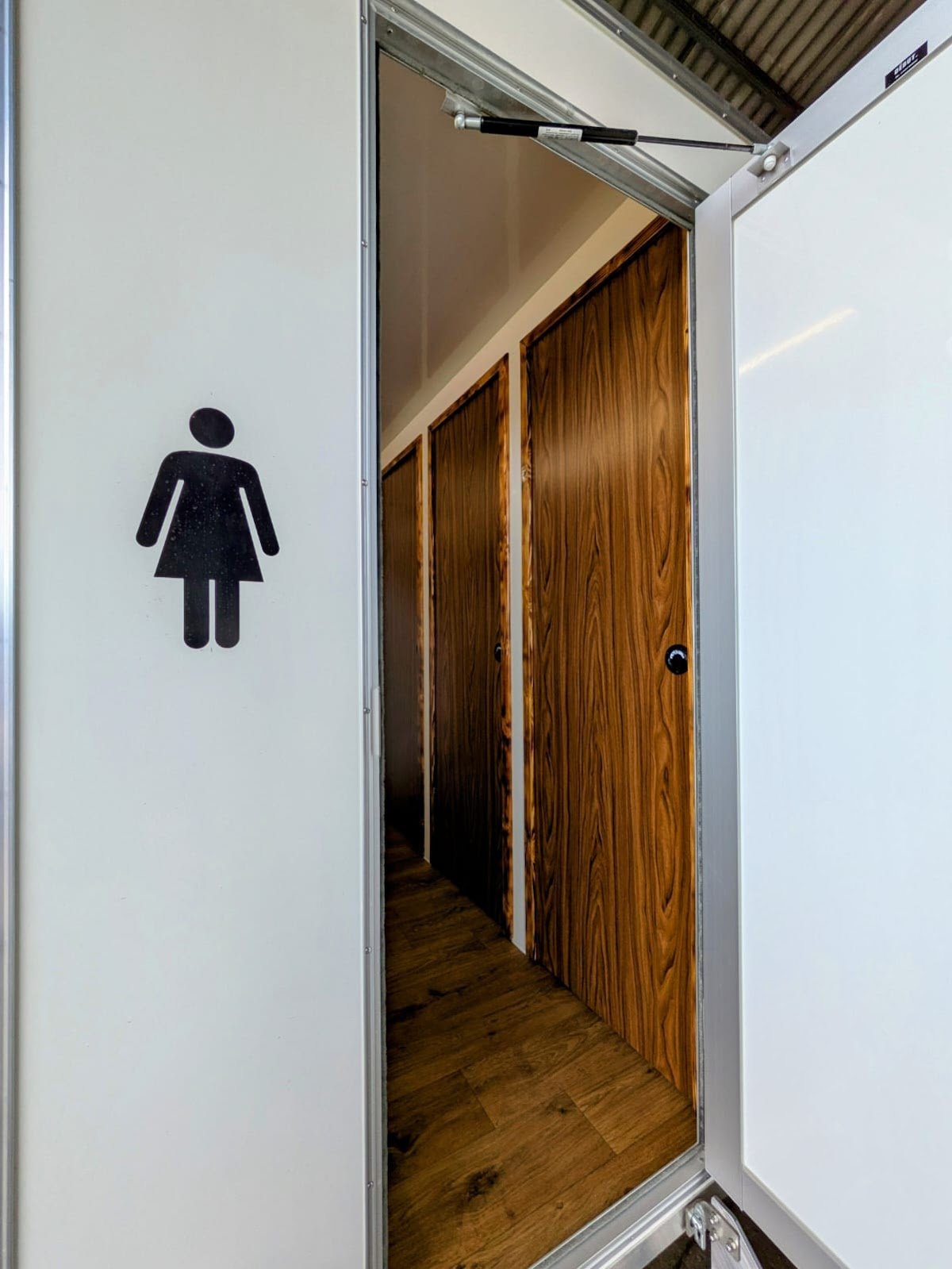 Alder Hire - Photo 5