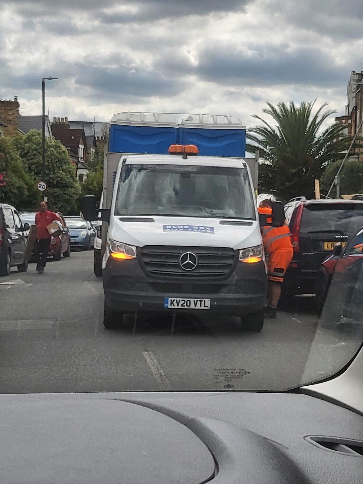 Blue Box Hire - Photo 2