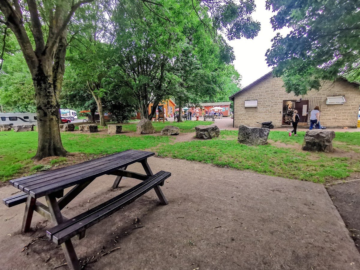 Cartgate Picnic Area Toilets - Photo 4