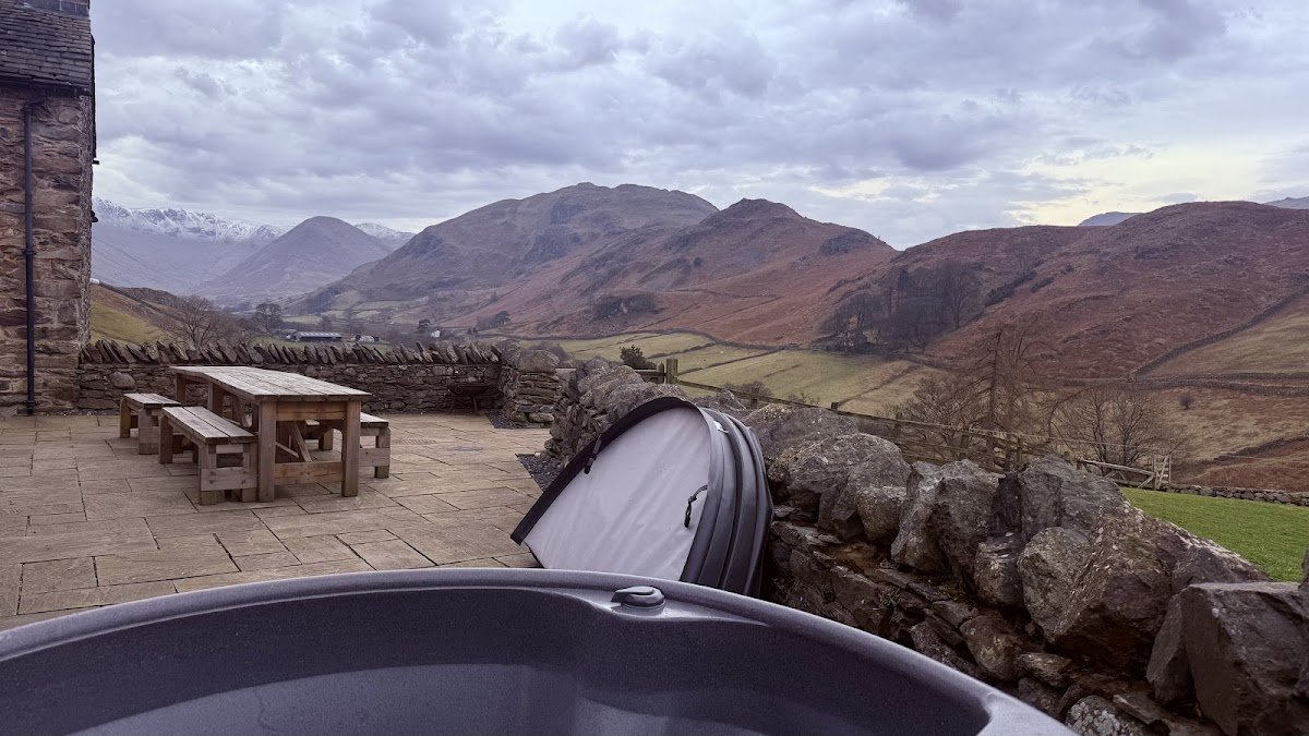 Cumbria Hot Tub Hire - Photo 4