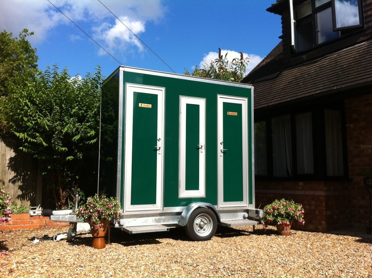 Deluxe Loos - Luxury Loo Hire