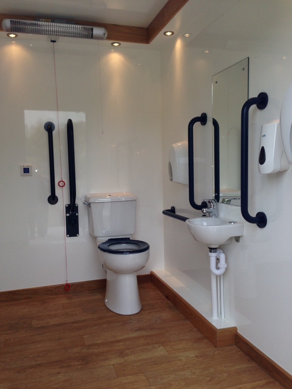 Deluxe Loos - Luxury Loo Hire - Photo 5