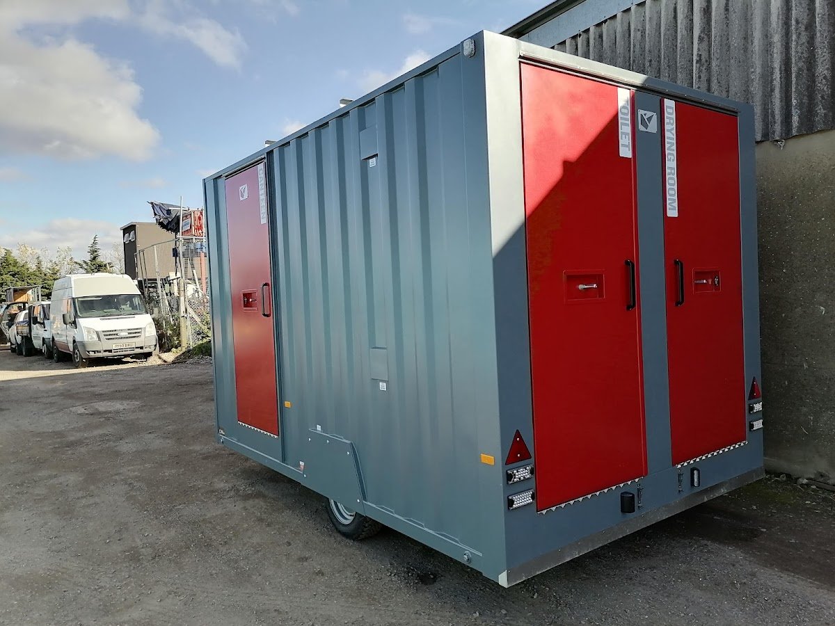 Essex Portable Loo's Hire - Photo 2