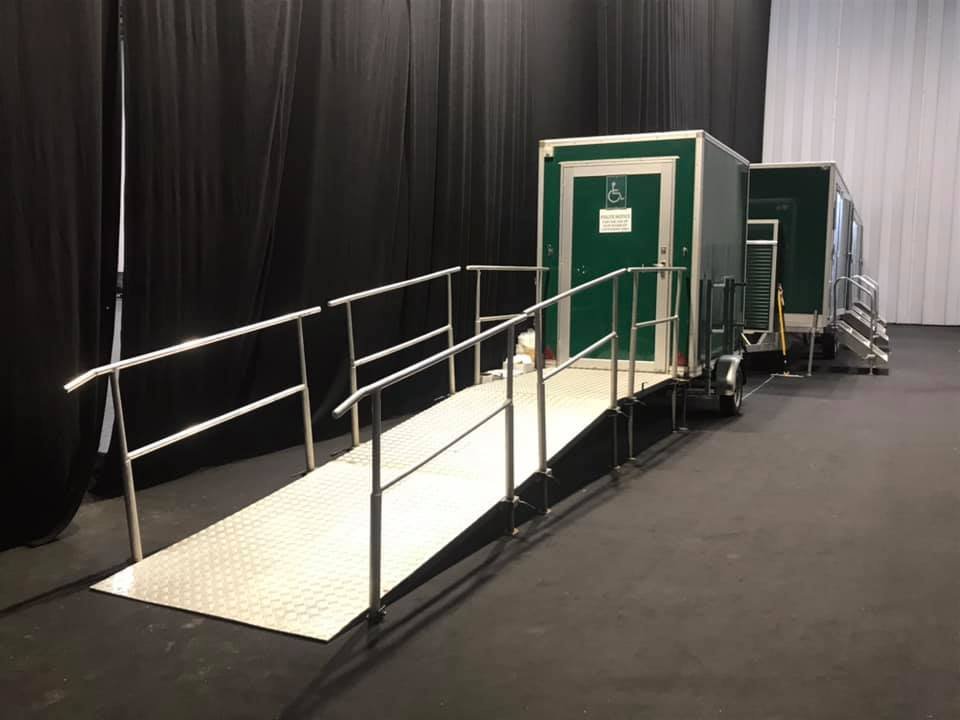 Excloosive Event Hire Ltd - Photo 5