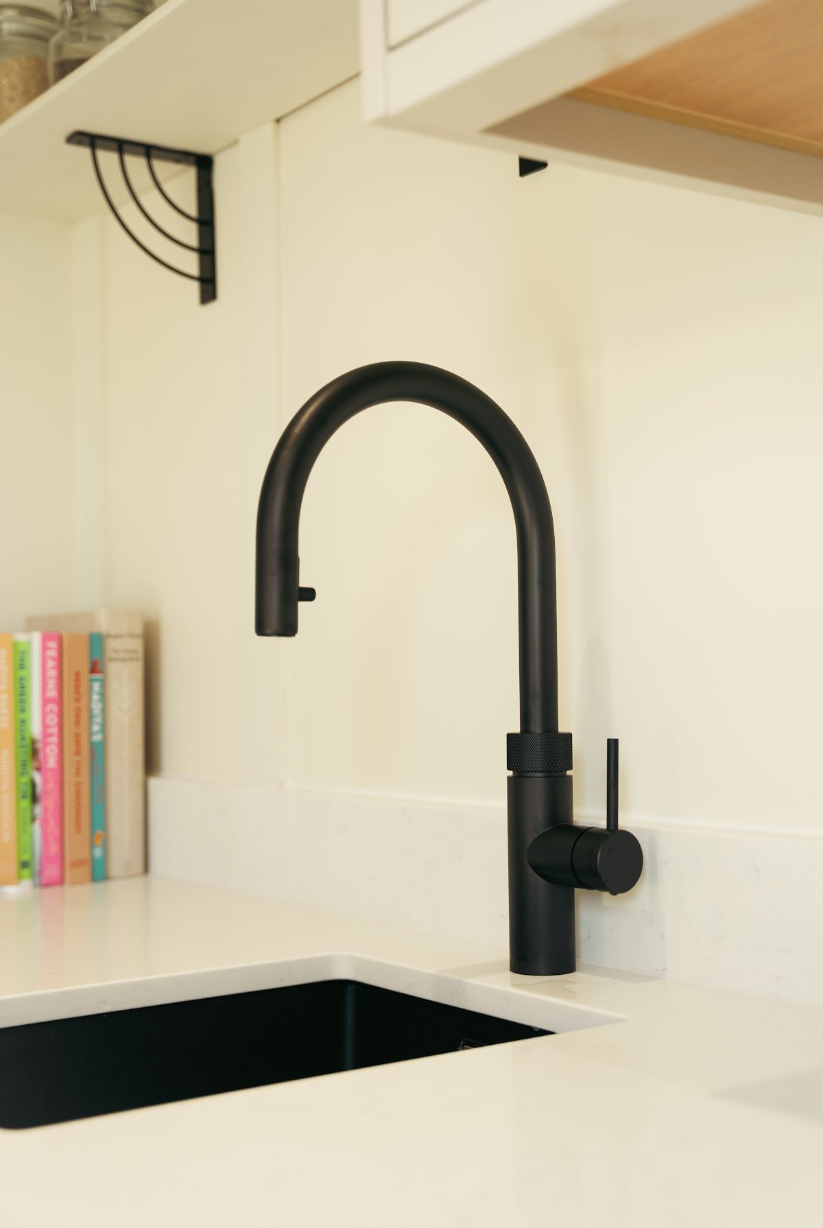 Inside Out Temporary Kitchens - Photo 5