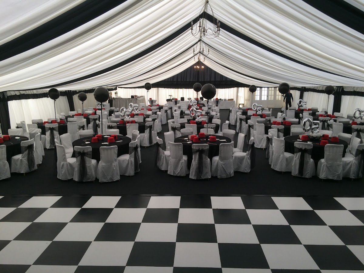 Jeff Dobson Marquee Hire - Photo 3