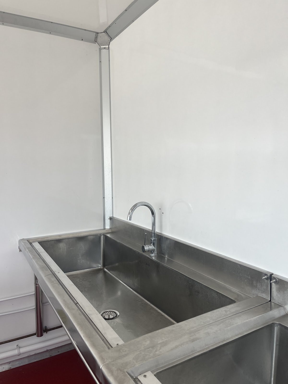 Kitchen Box Trailer Hire - Photo 4