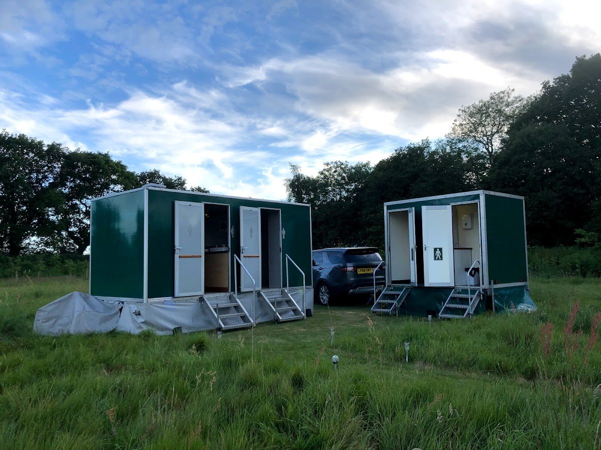 LEX Toilet Hire - Photo 2