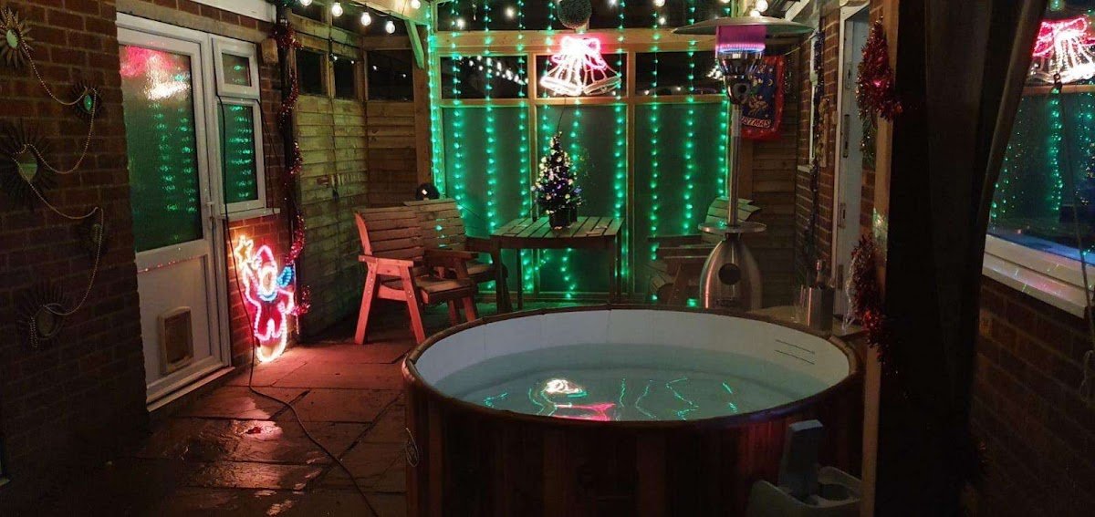 Lincoln Lay Z Spa Hire