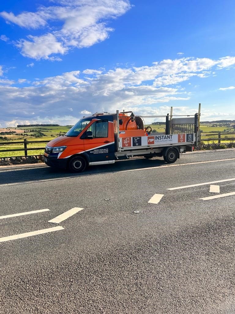 Loo's Direct - Photo 3