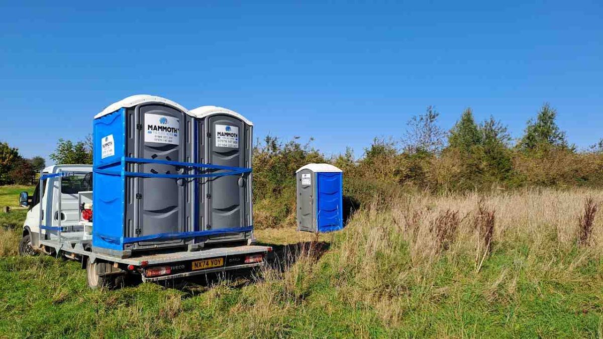 Mammoth Site Storage & Toilet Hire - Photo 4