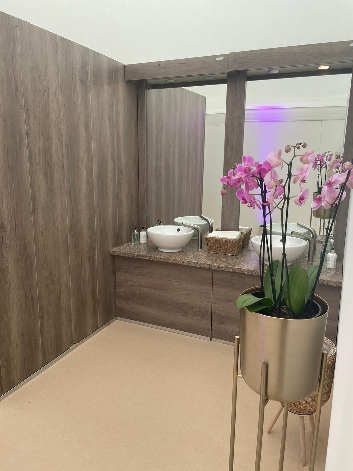 Mobile Thrones - Photo 5