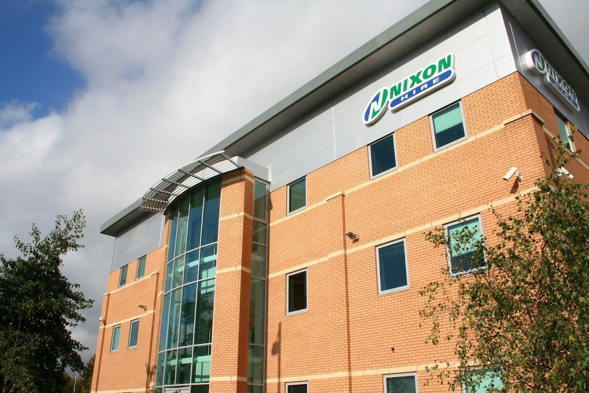 Nixon Hire - Photo 2