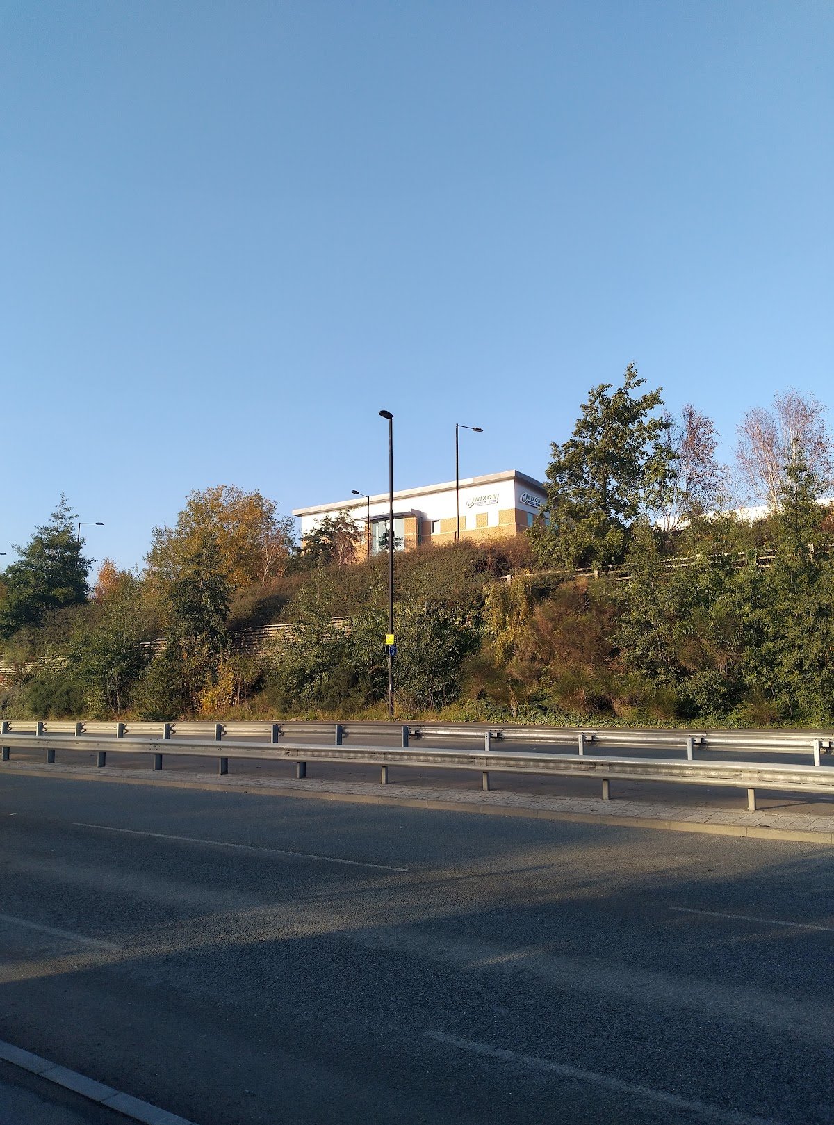 Nixon Hire - Photo 5