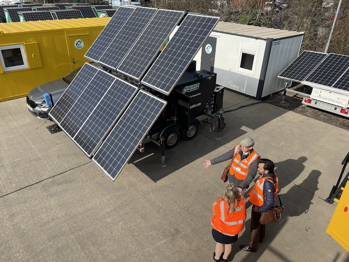 Nixon Hire - Photo 3