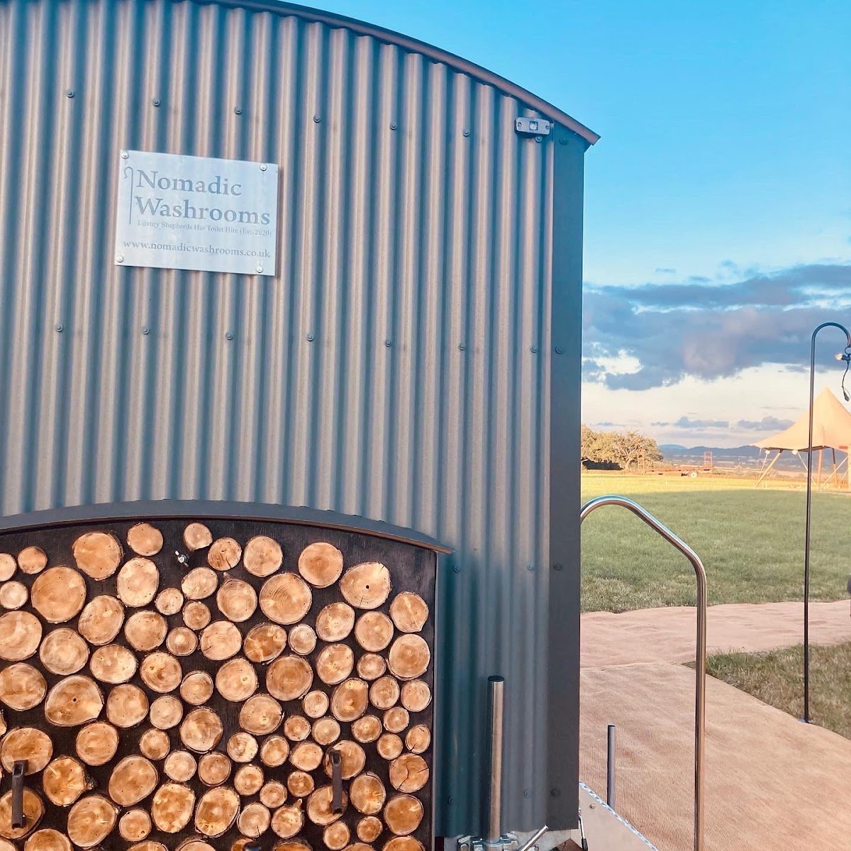 Nomadic Washrooms Ltd - Photo 4