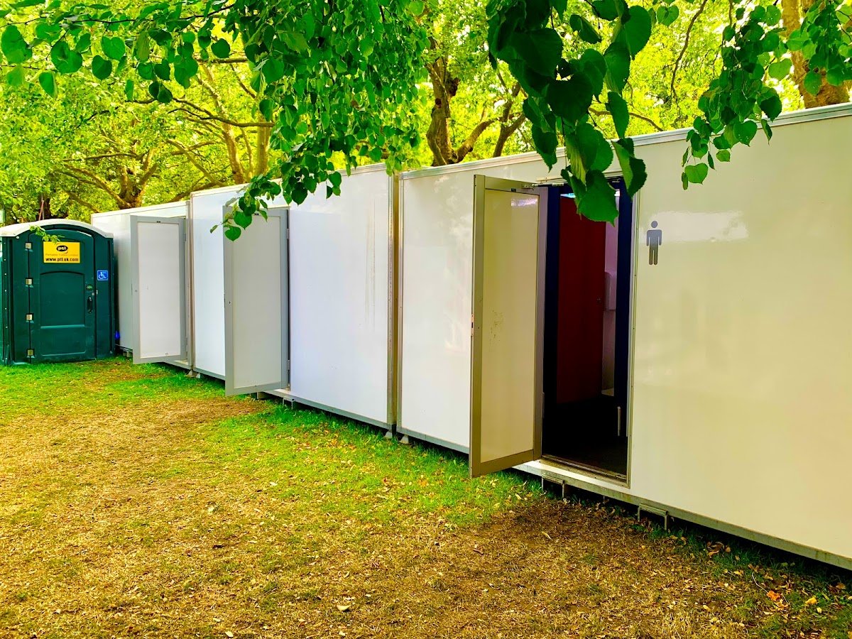 Portable Toilets - Photo 4