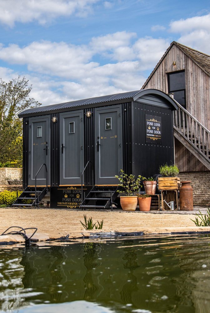 Posh Loos for Posh Doos