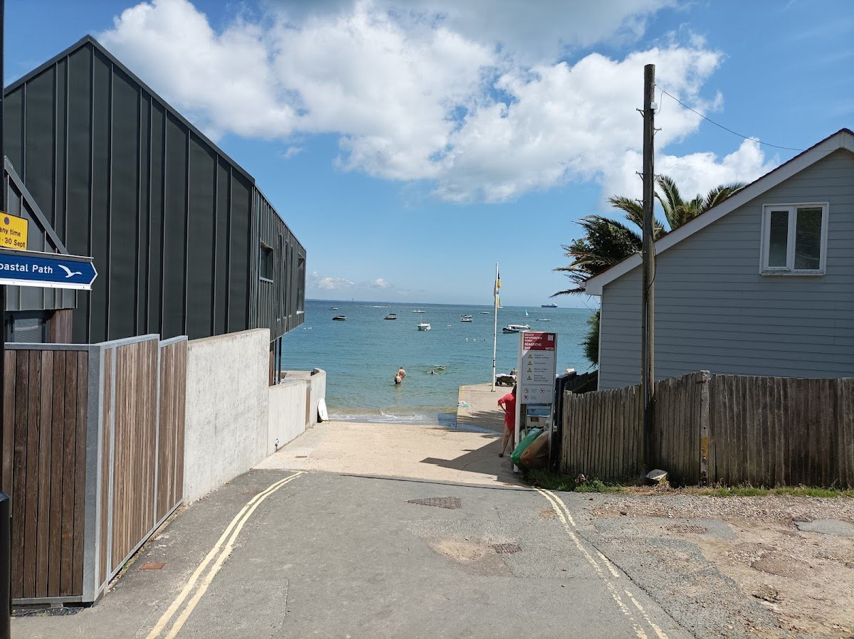 Seagrove Bay Public Toilets - Photo 3