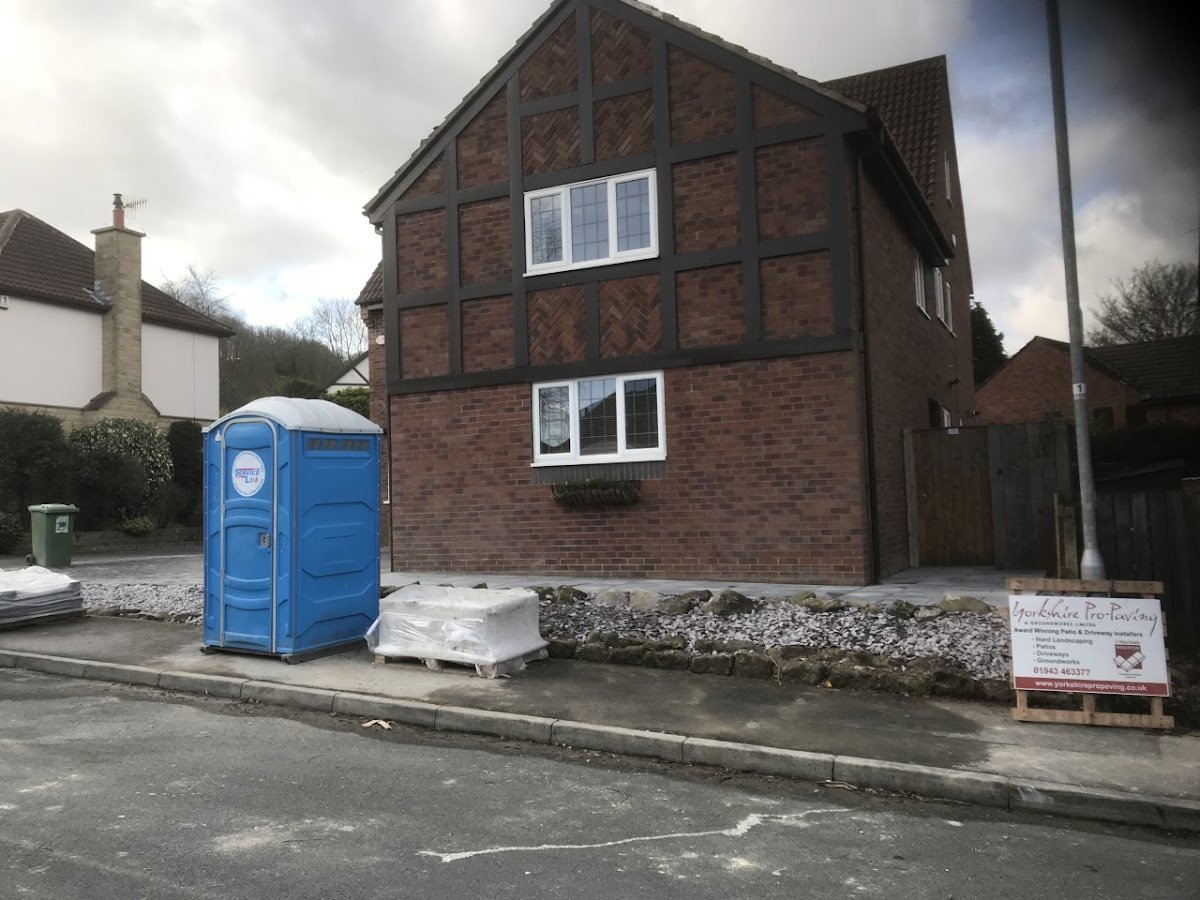 ServiceLoo Portable Toilet Hire - Photo 2