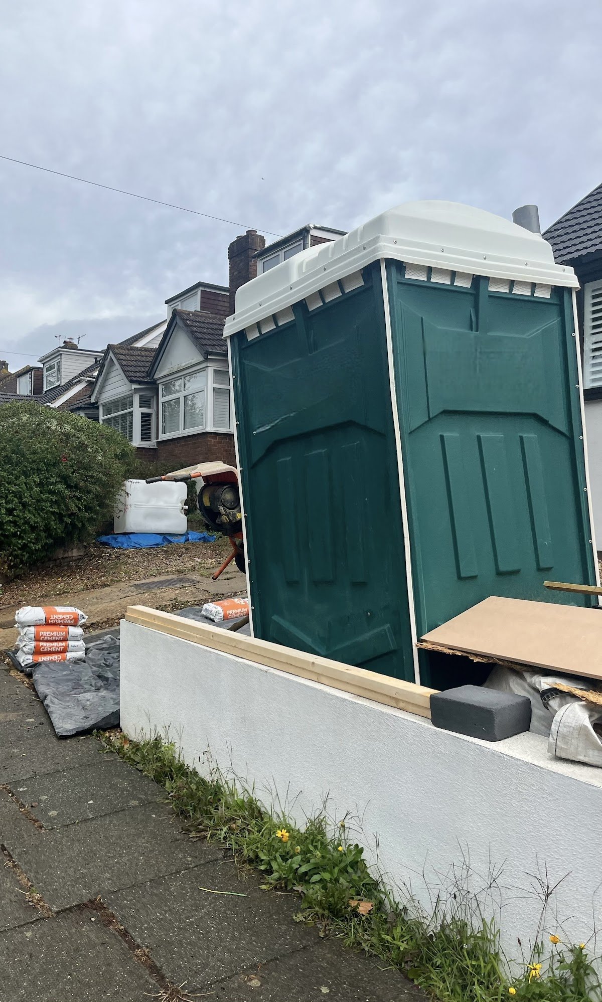 Toilet Hire Near Me - Photo 4