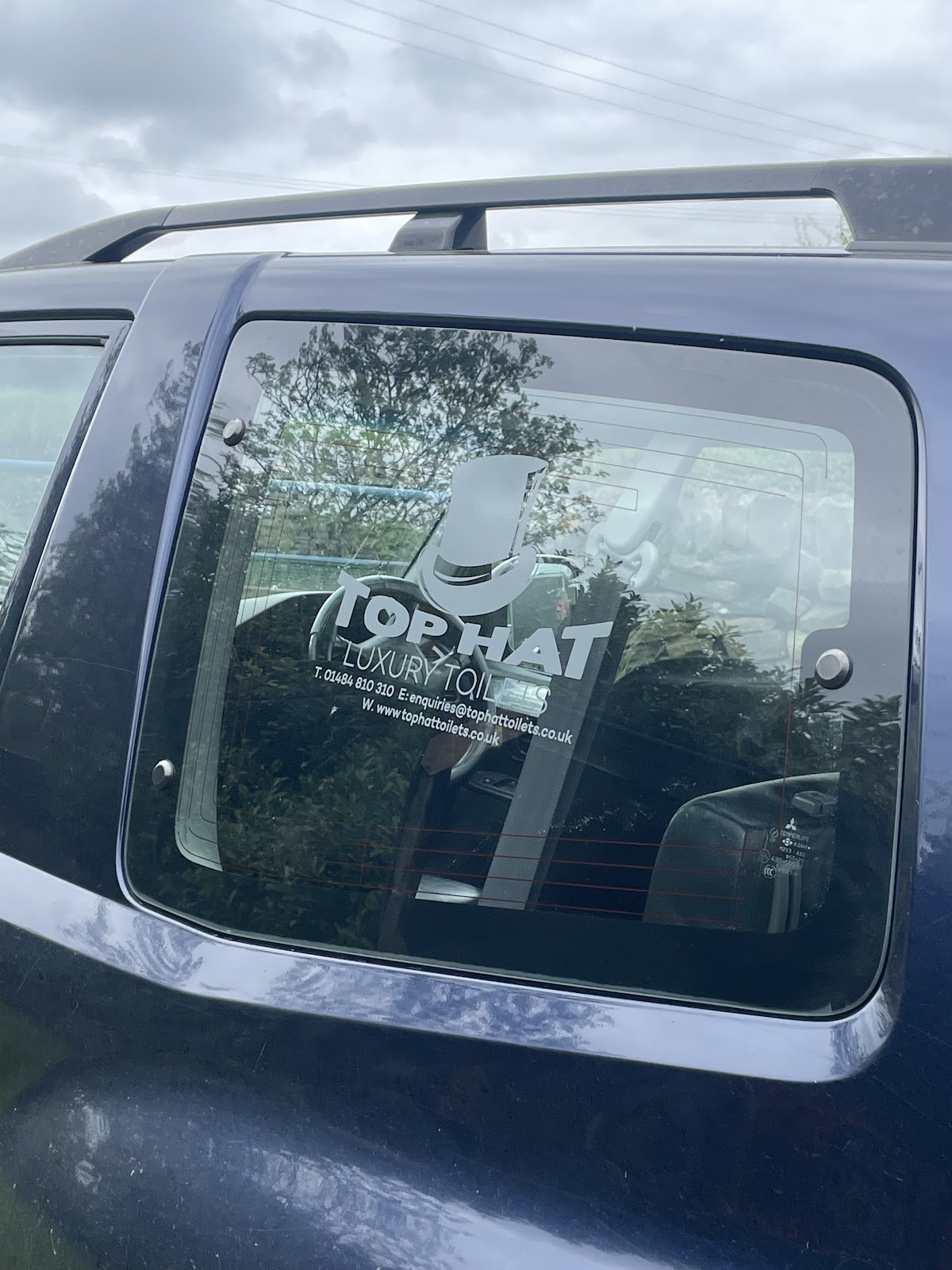 Top Hat Luxury Toilets - Photo 2