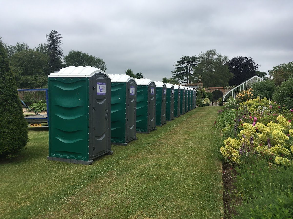 Touching Cloth Loo Hire - Photo 4