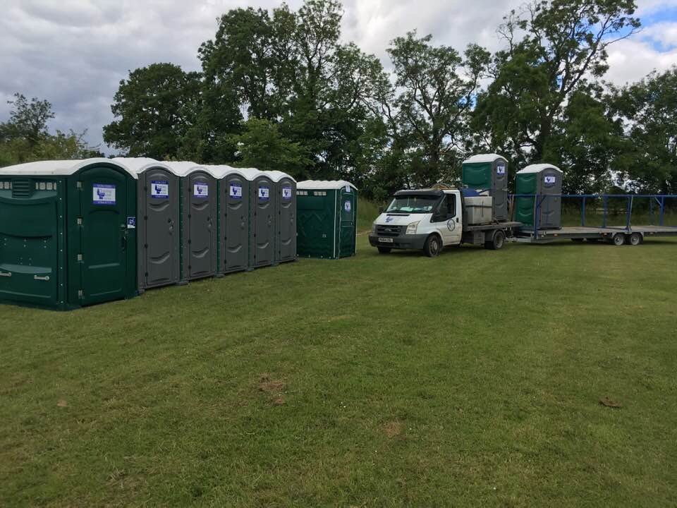 Touching Cloth Loo Hire - Photo 5