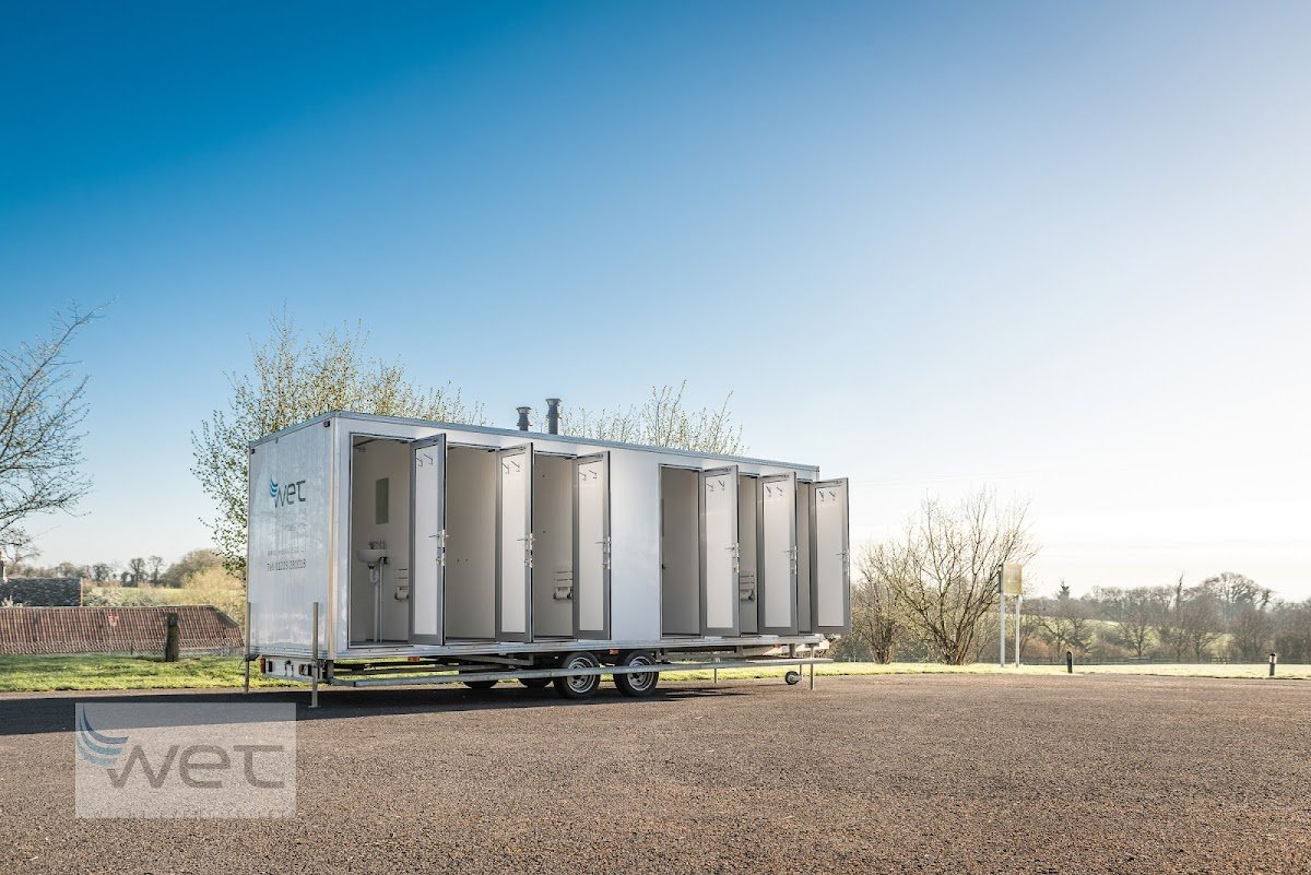 Wight Event Toilets - Photo 2